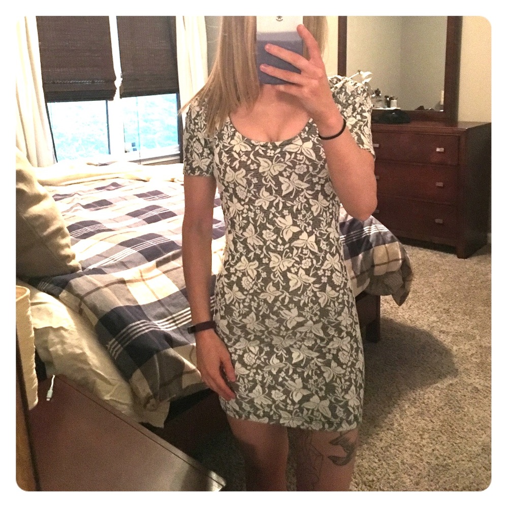 Black and white body con dress