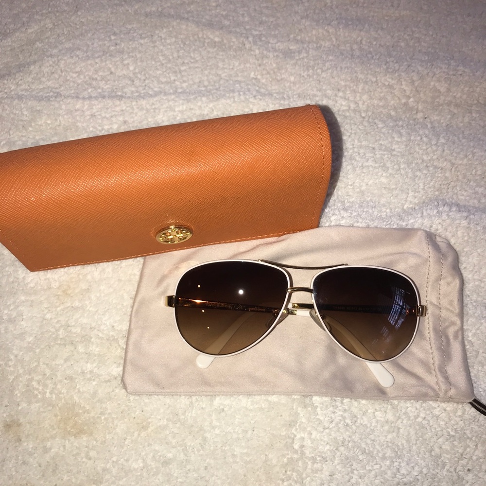 Tory Burch Subglasses