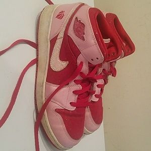 JORDAN VALENTINES DAY SIZE 7Y