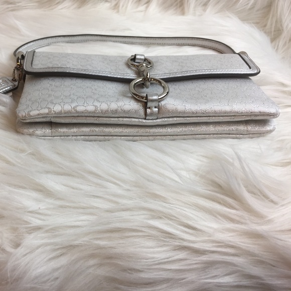 NWT Rare Vintage Coach signature lurex optic flap purse silver clutch - Picture 3 of 8
