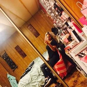 Meet your Posher, Rosalba