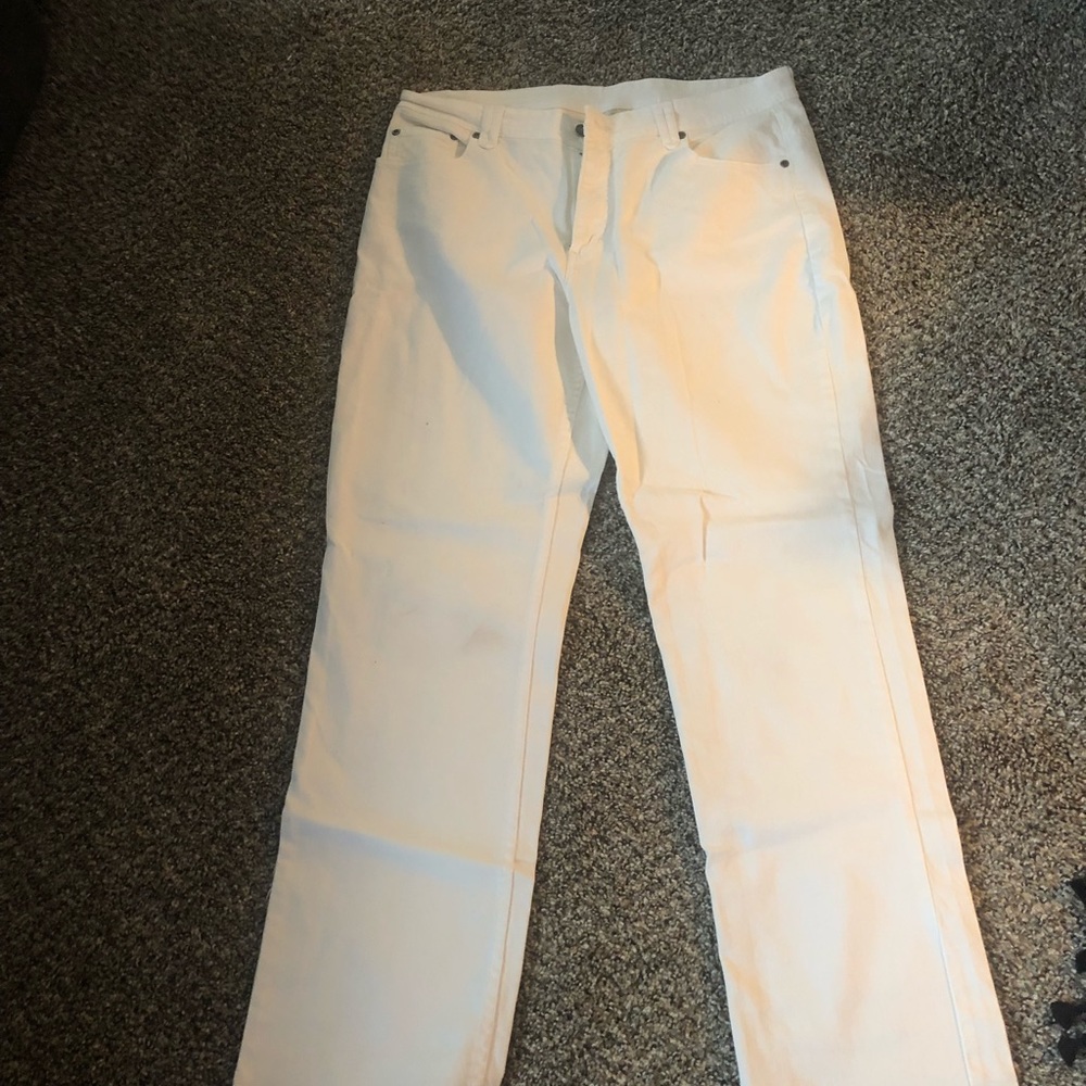 Women’s jeans