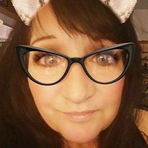 Meet your Posher, Rhonda