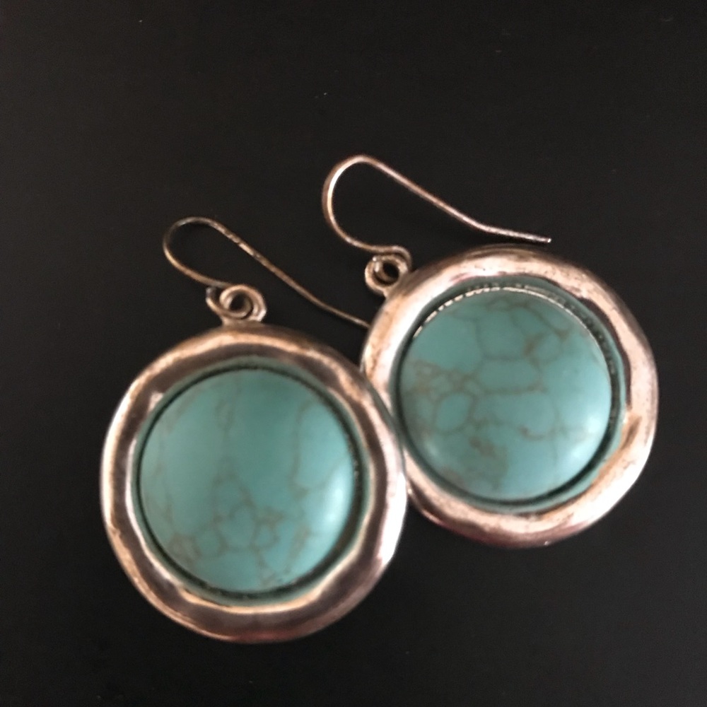 Vintage style Beautiful Turquoise Earrings