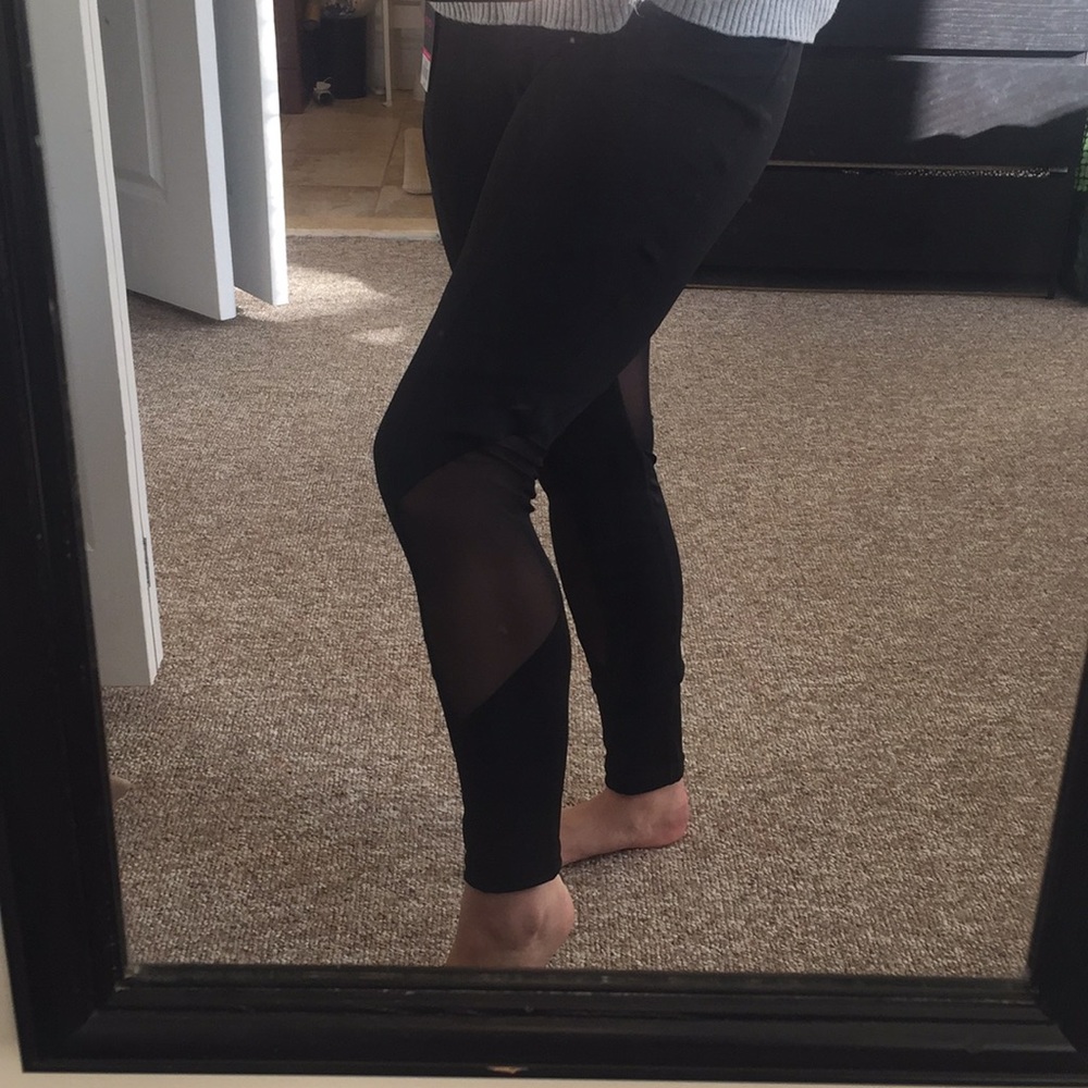 NWT Black Leggings w/ Mesh Cut-Outs