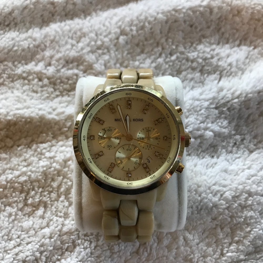 Michael Kors chunky gold watch