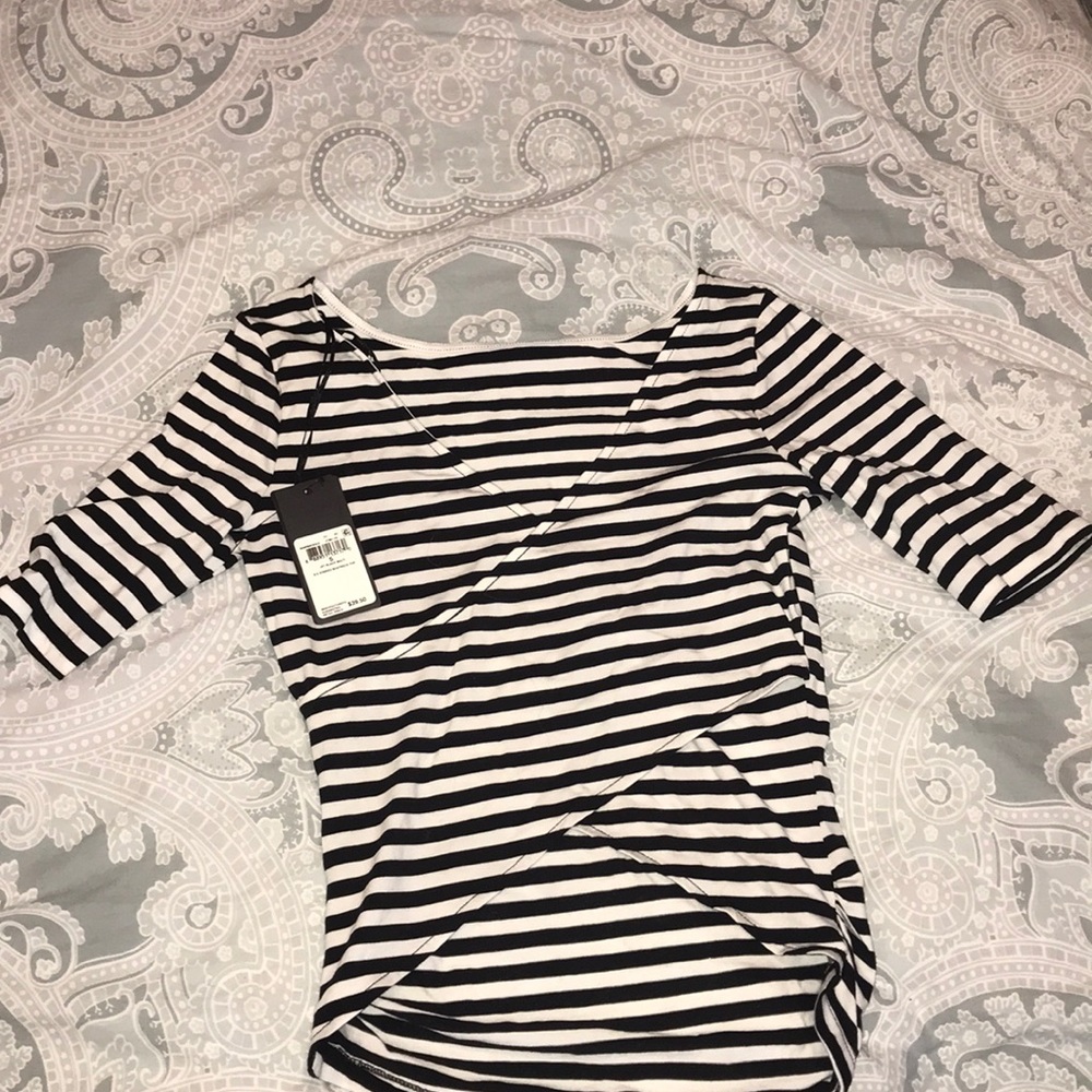 Guess crop top