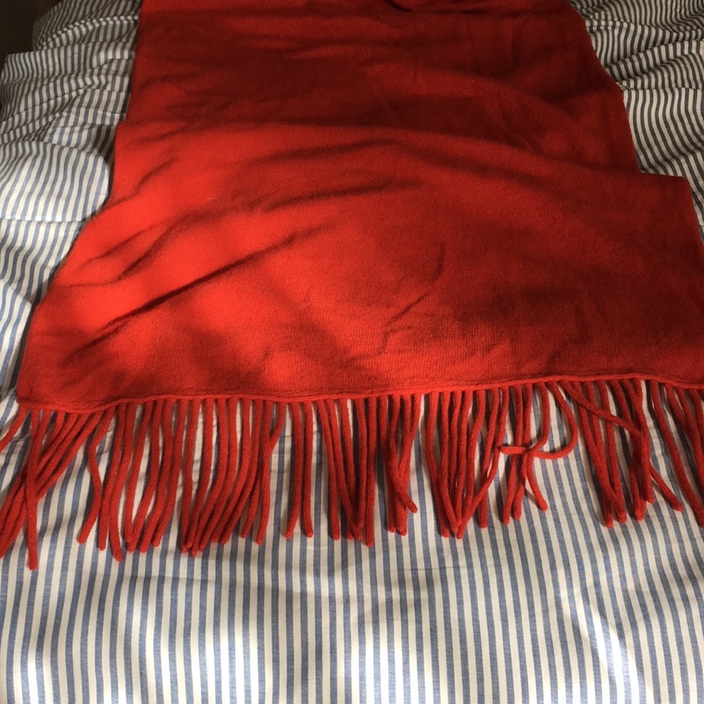 100% Cashmere Shall