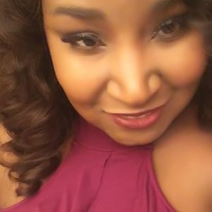 Meet your Posher, Renika