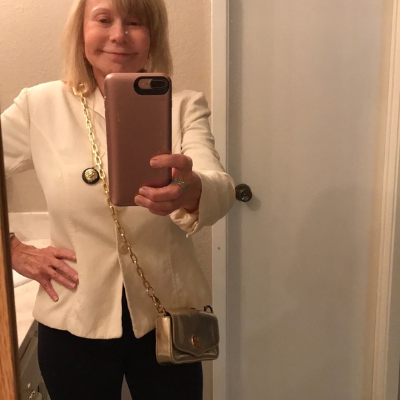 Cream silk  jacket - Picture 3 of 5