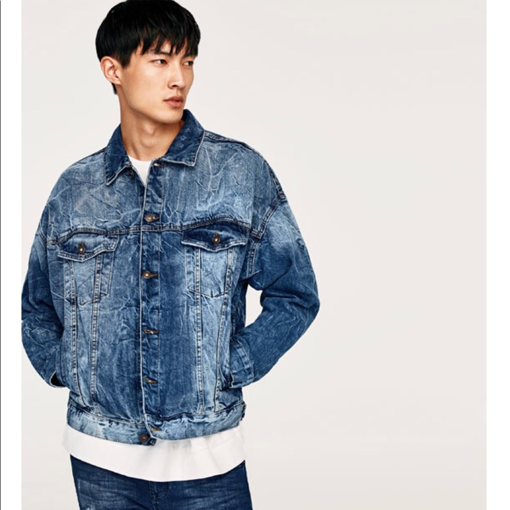 **(SOLD)**ZARA OVERSIZED DENIM JACKET