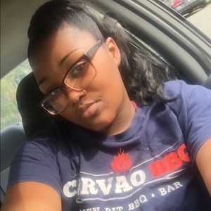 Meet your Posher, Jasmine