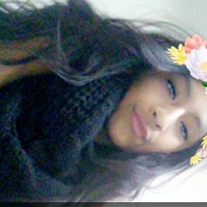 Meet your Posher, Karina