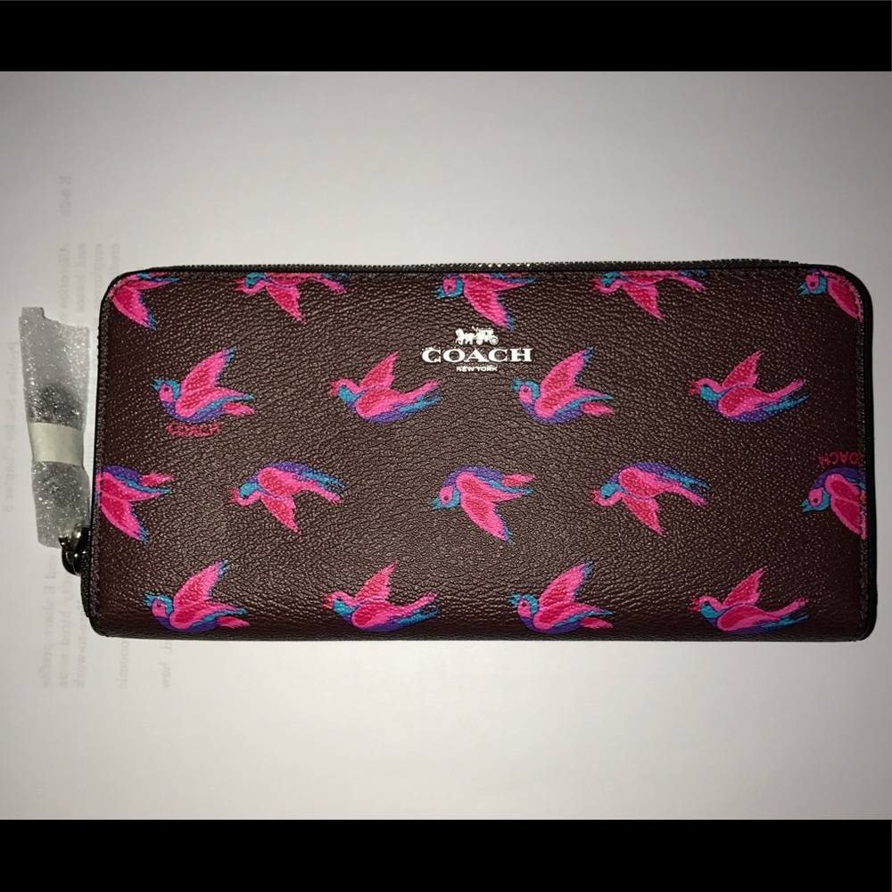 ⭐️NWT COACH WRISTLET⭐️