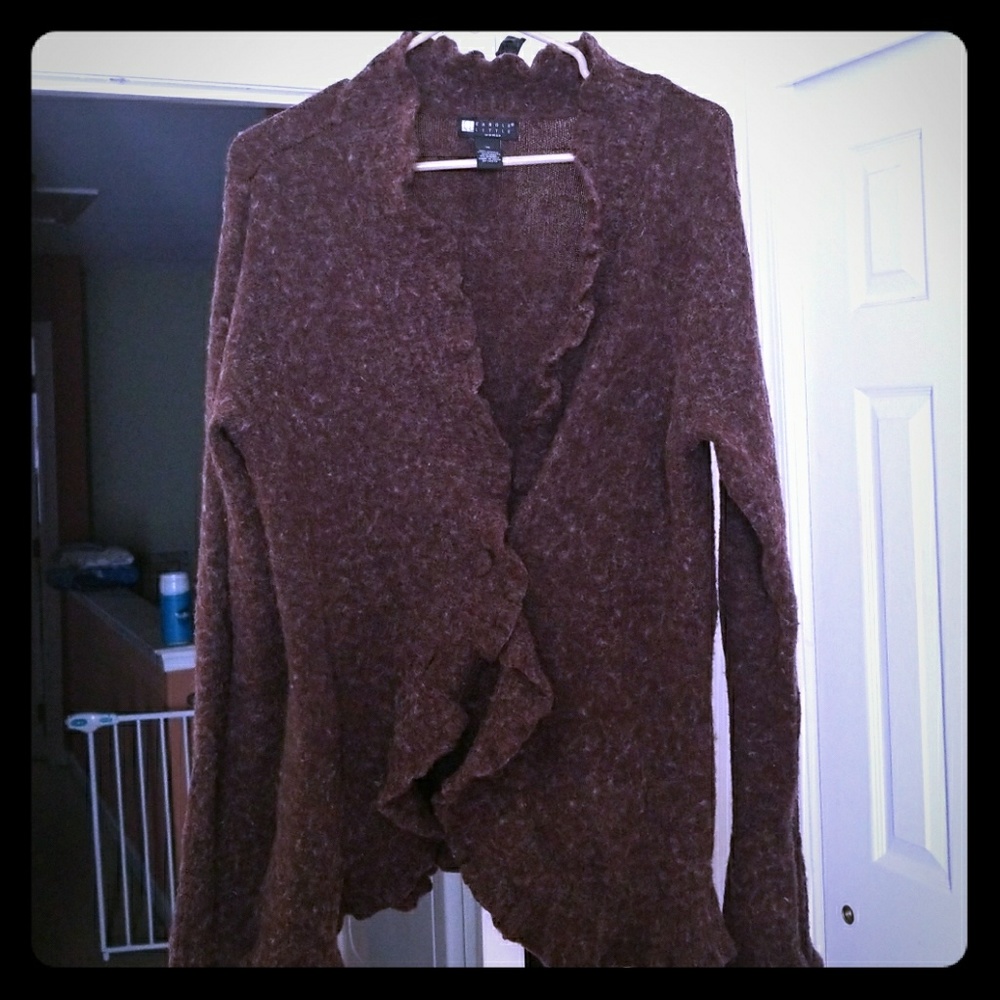 Ruffled cardigan