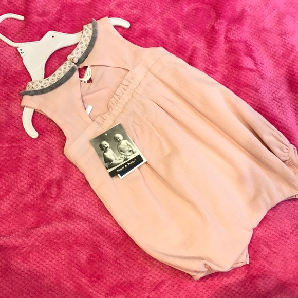 Open back Romper - Picture 2 of 3