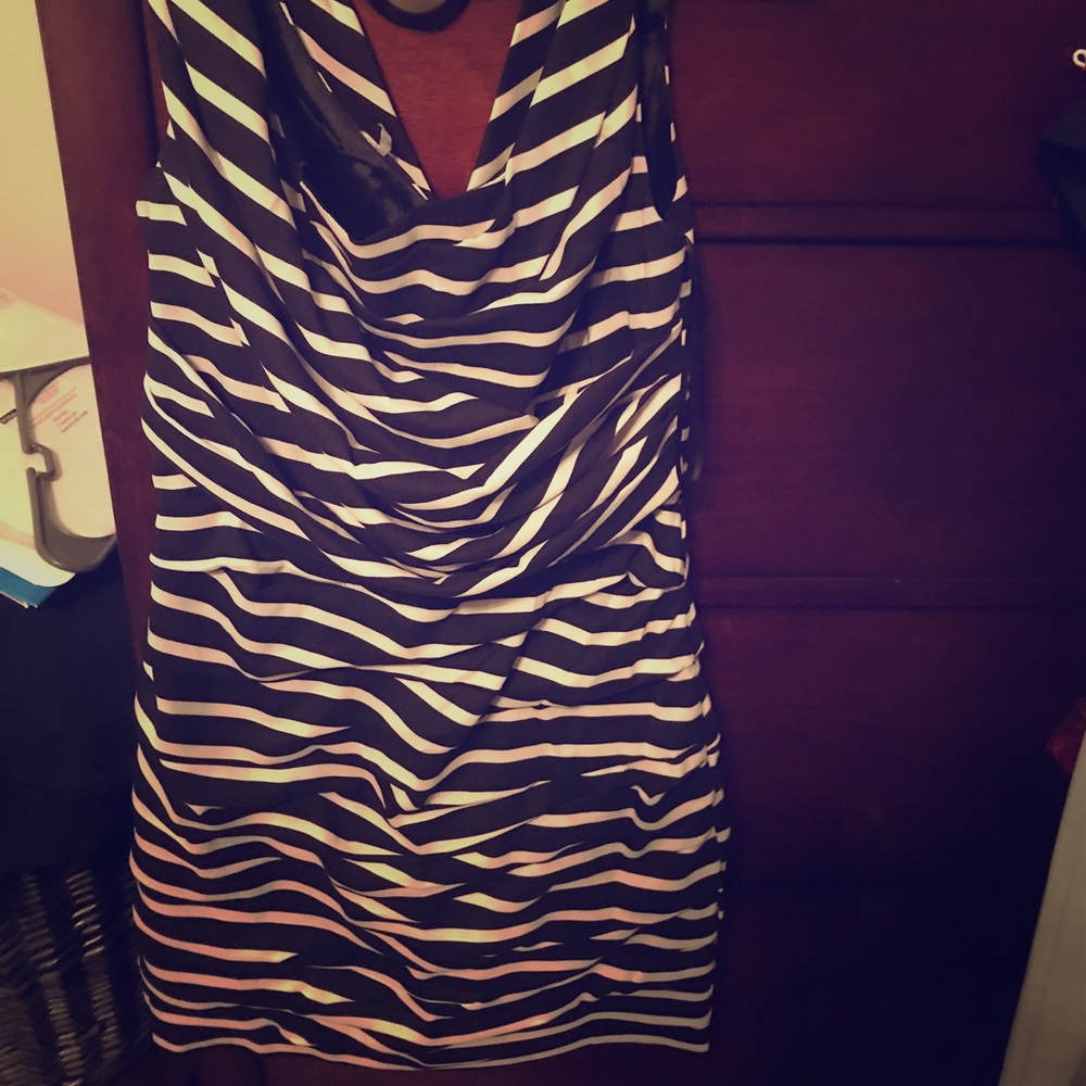 Express black and white dress