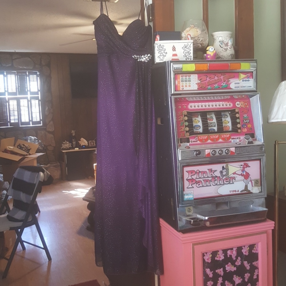 Ladies / Juniors Evening Prom Wedding Dress 13/14