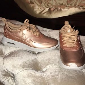 Rose gold Nike Thea