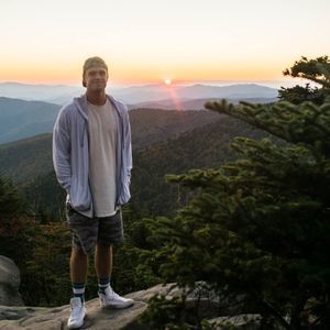 Meet your Posher, Thomas