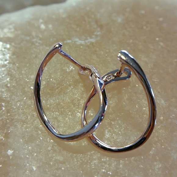 NEW 14K rose gold over ster silver twisted hoops - Picture 4 of 6