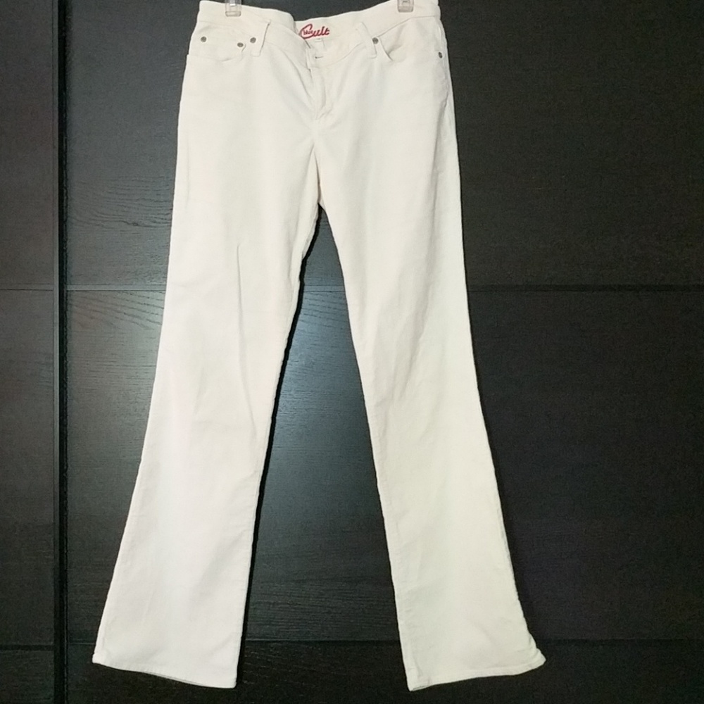 Corduroy eggshell white pants by Blue Cult