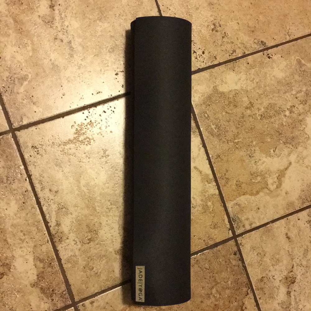 Black jade yoga mat