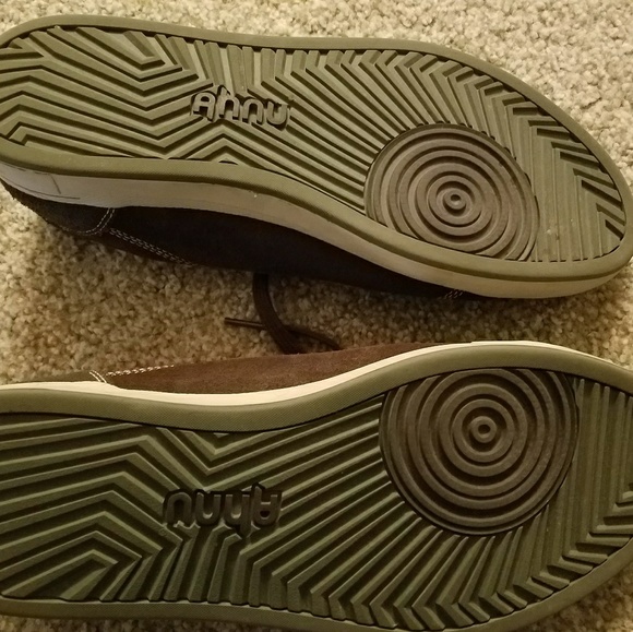 Gently used Ahnu shoes - Picture 3 of 5