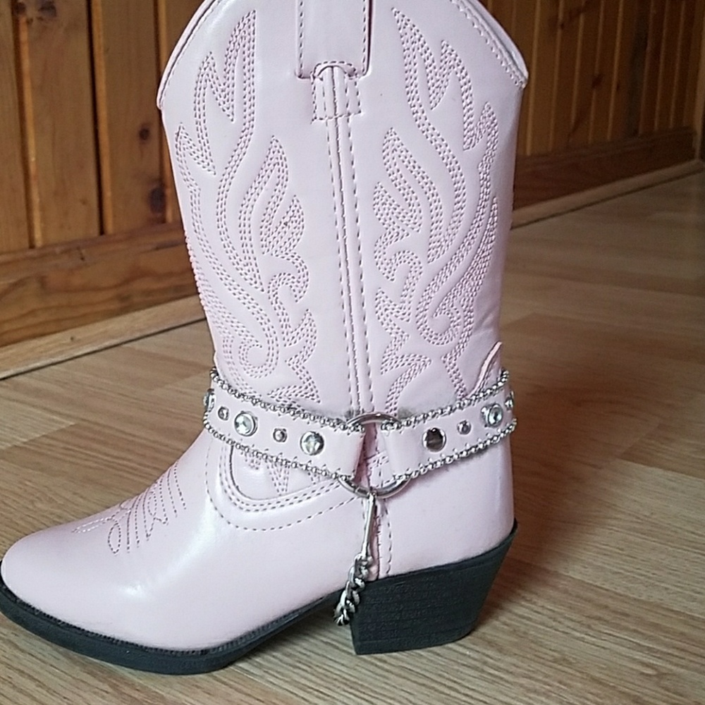 Girls pink cowgirl boots