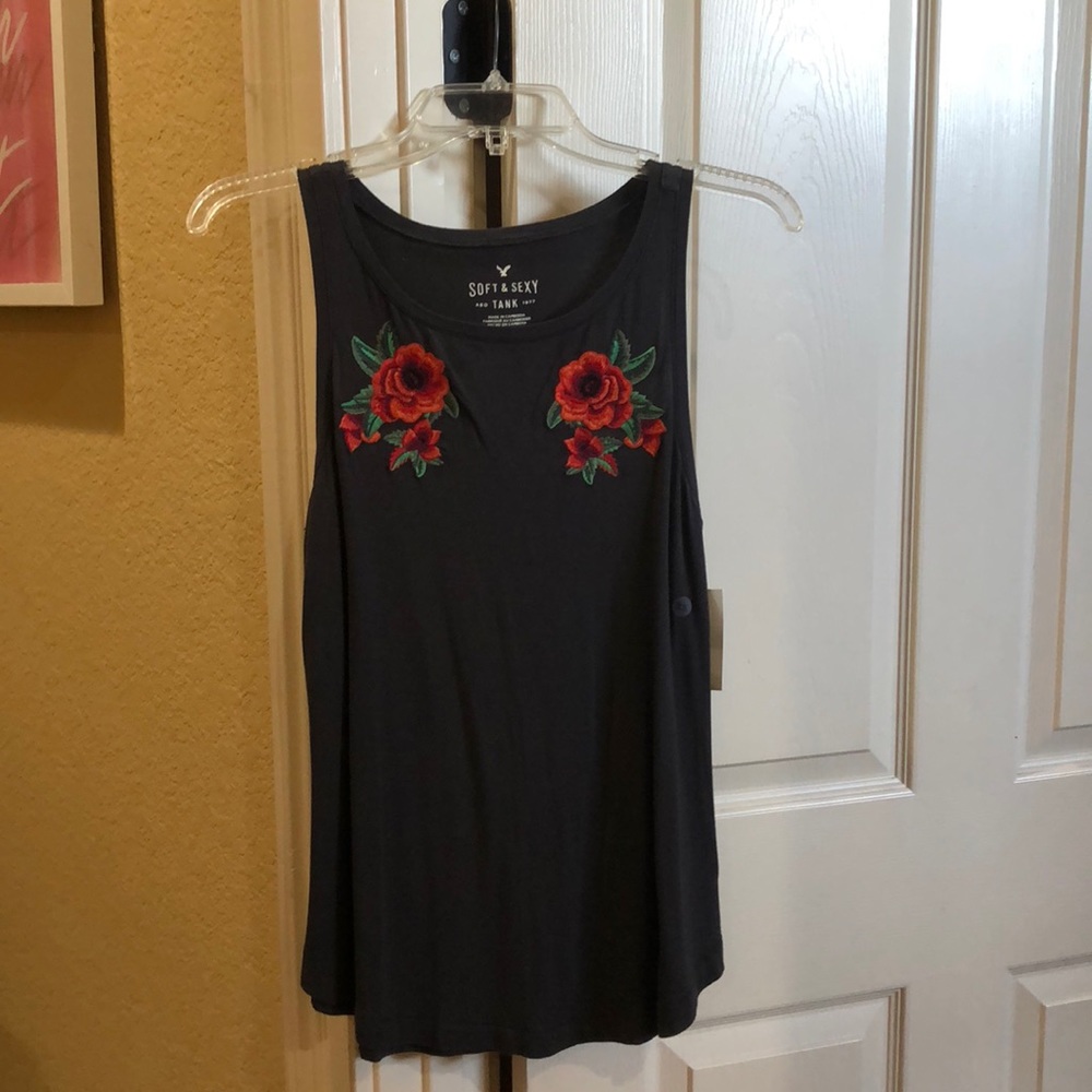 American Eagle embroidered tank top