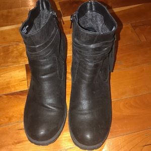 b.ø.c "Alicudi" Casual Booties
