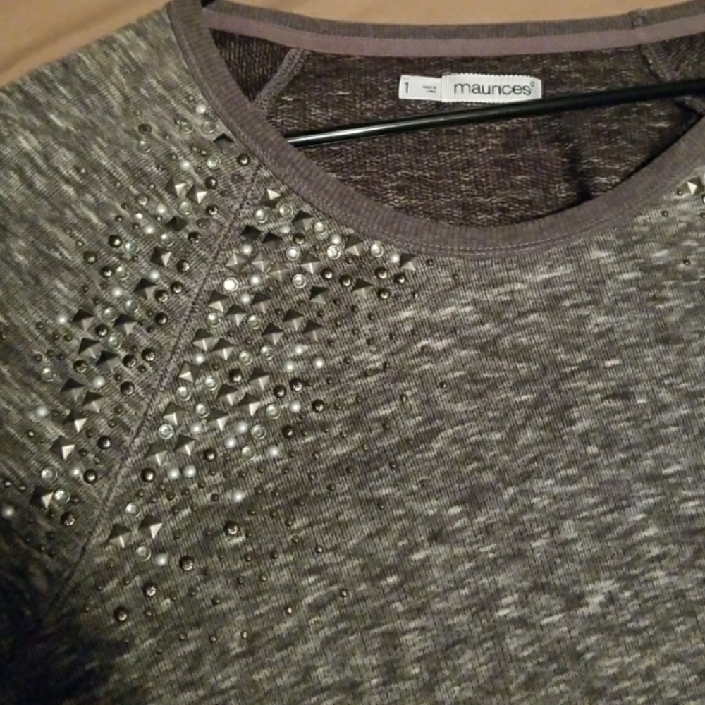 Maurices sweater
