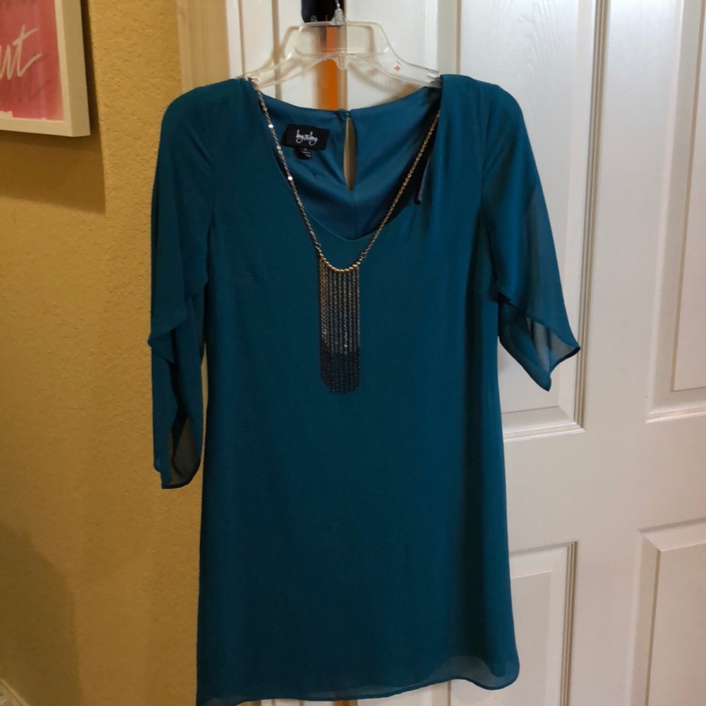 Gorgeous flaired arm dress