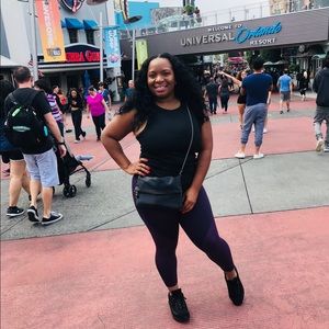 Meet your Posher, Sheaka