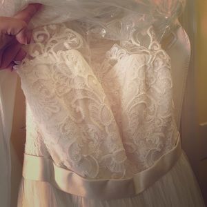 Wedding dress