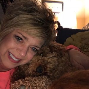 Meet your Posher, April