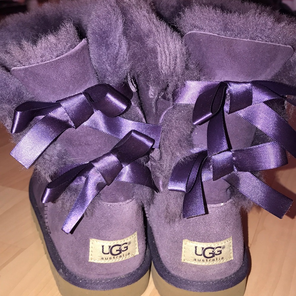 Purple bailey bow uggs