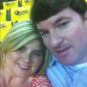 Meet your Posher, Dedee