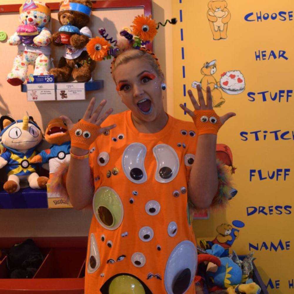 Meet your Posher, Teresa