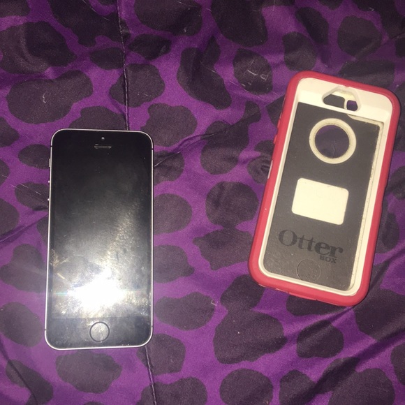 Other - Iphone 5s, otterbox case, and 2 screen protectors