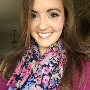 Meet your Posher, Renee