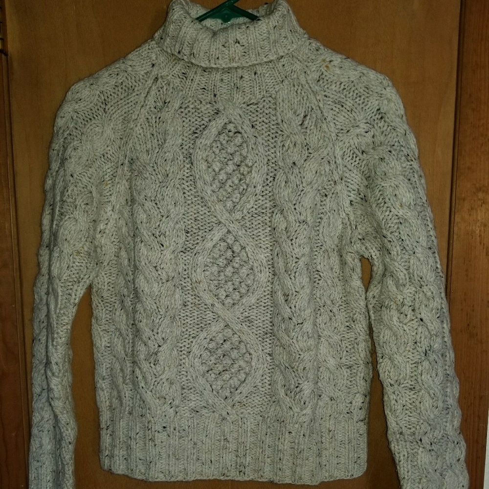Wool sweeter