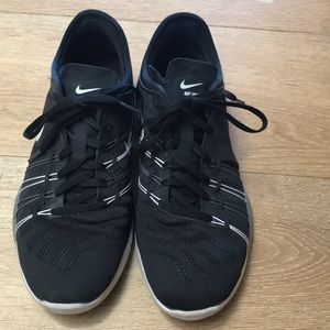Nike Free TR 6