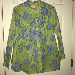 Lilly and Van button down