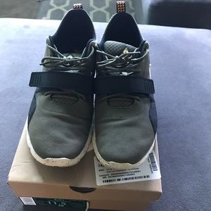 Nike trainerendor olive green