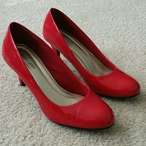Red Kitten Heels 👠Price Drop! 👠
