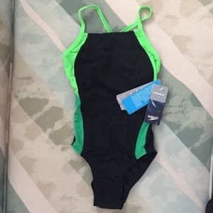 Speedo Competition Suit Youth 6/22 NWT