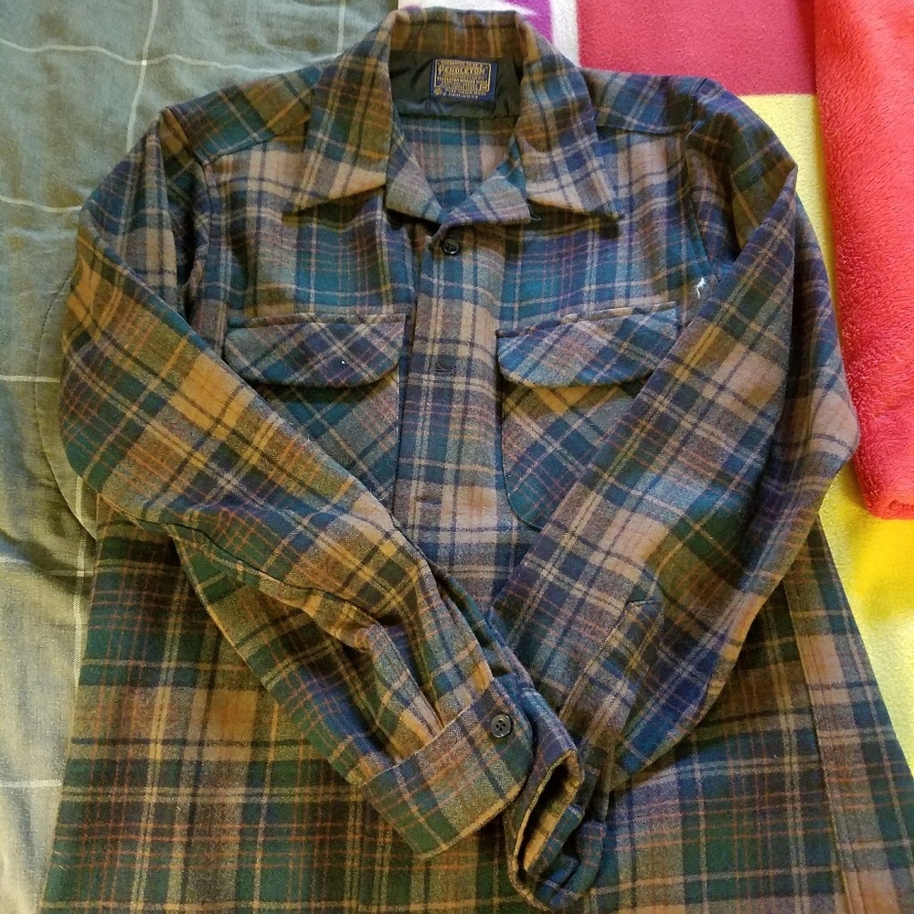 Men's wool Pendleton button front shirt med