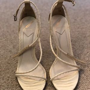 B Brian Atwood Labrea Heel