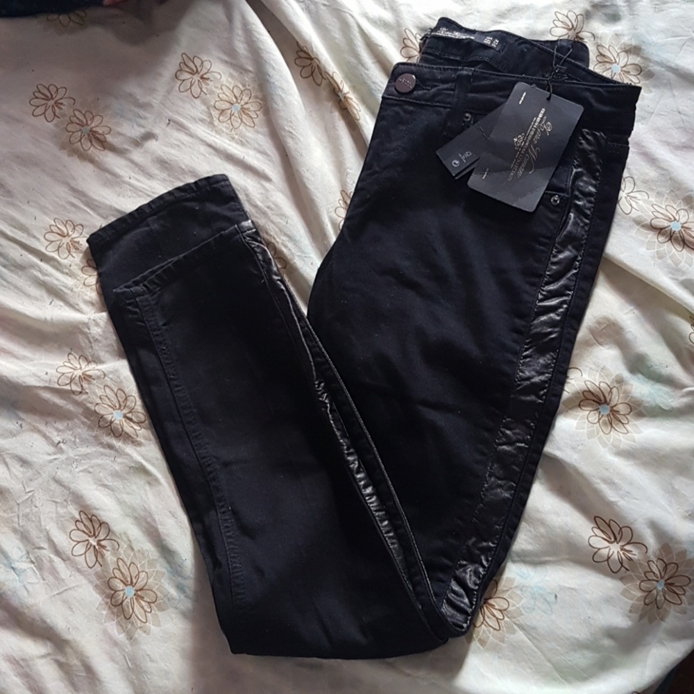 Zara side faux leather strip jean